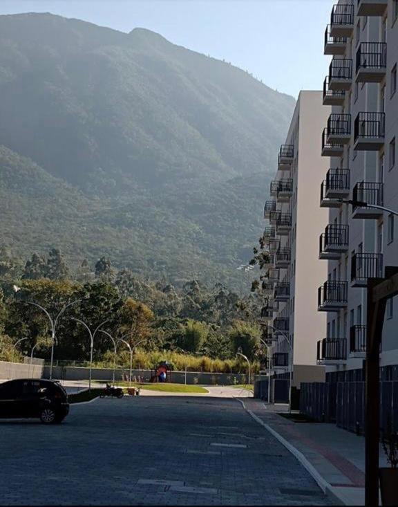 Na Palhoca, Com Vista O Mar, Proximo A Mercados, Padarias E Farmacias. * Palhoca