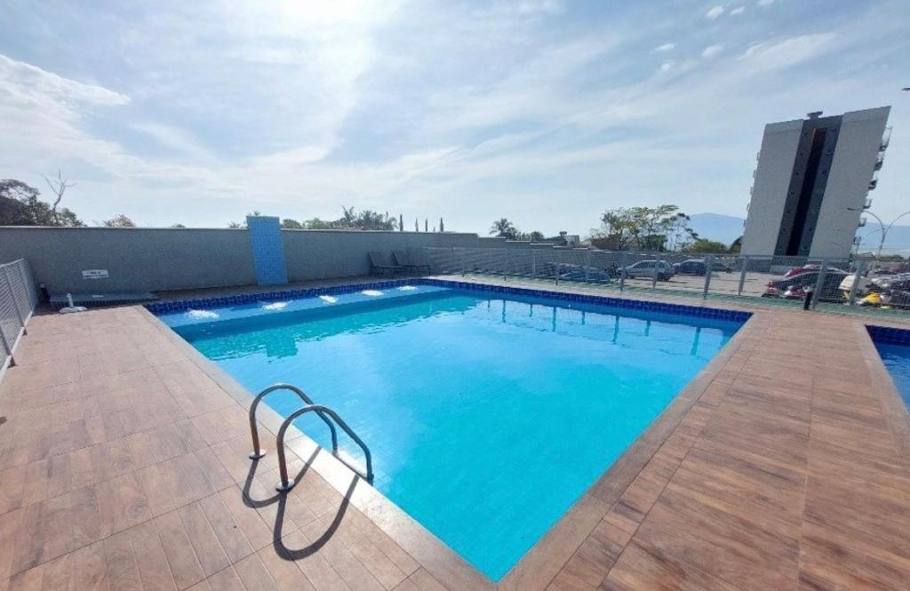 Apartment Na Palhoca, Com Vista O Mar, Proximo A Mercados, Padarias E Farmacias.