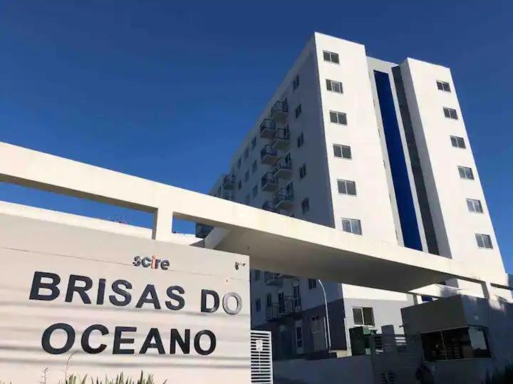 Na Palhoca, Com Vista O Mar, Proximo A Mercados, Padarias E Farmacias. Apartment *
