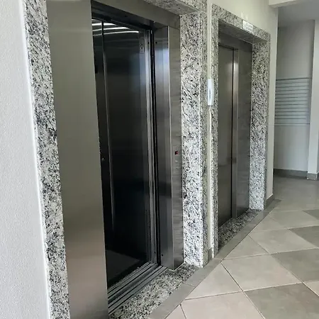 Apartamento Na Palhoca, Com Vista Para O Mar, Proximo A Mercados, Padarias E Farmacias. Exterior photo