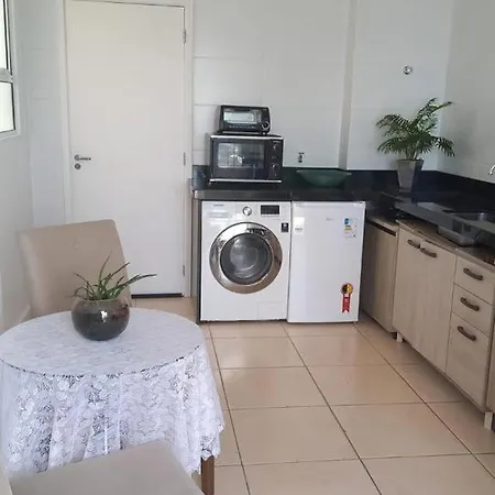 Apartamento Na Palhoca, Com Vista Para O Mar, Proximo A Mercados, Padarias E Farmacias. Exterior photo