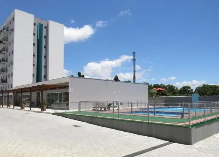 Apartamento Na Palhoca, Com Vista Para O Mar, Proximo A Mercados, Padarias E Farmacias.